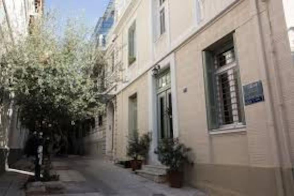 Staying Besides Acropolis! Αθήνα Εξωτερικό φωτογραφία